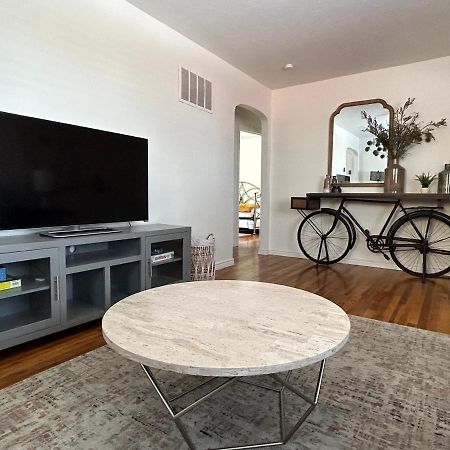 Home Sweet Idahome, Feels Like Home With All The Decor You Wish You Could Afford King Bed In Master, Fully Fenced Dog Friendly Yard, A Few Blocks From Bsu And Downtown Boise, Your Perfect Stay! Luaran gambar