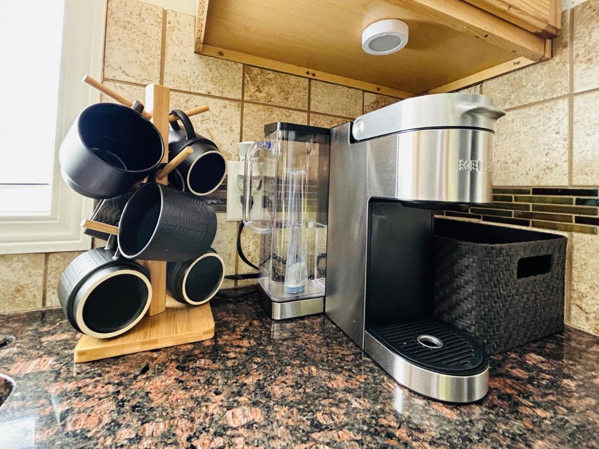 Home Sweet Idahome, Feels Like Home With All The Decor You Wish You Could Afford King Bed In Master, Fully Fenced Dog Friendly Yard, A Few Blocks From Bsu And Downtown Boise, Your Perfect Stay! Luaran gambar